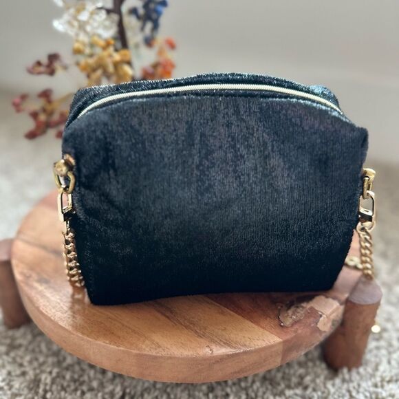 Dior pouch converted to crossbody bag - Picture 9 of 11